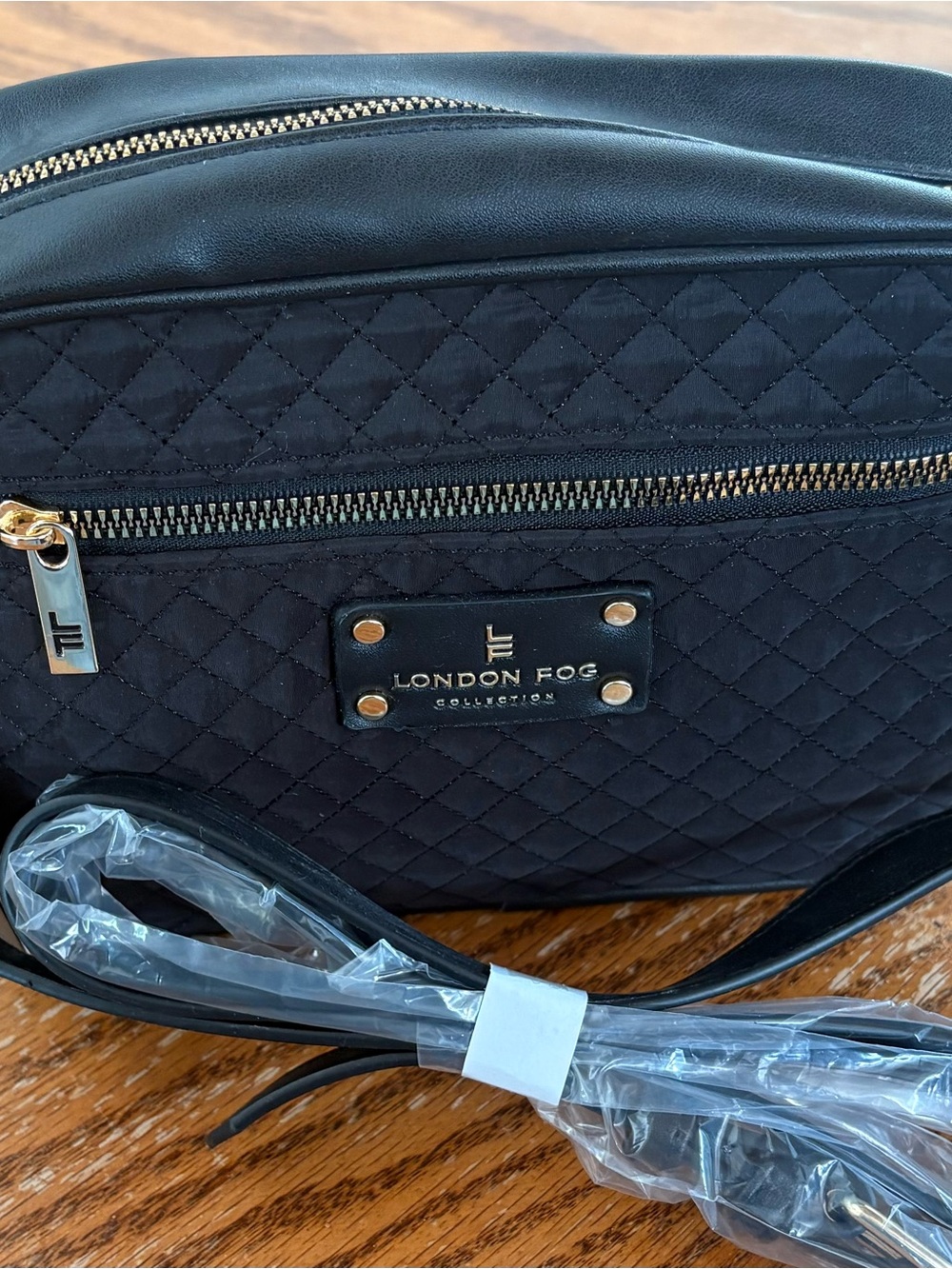 London Fog Lexi Quilted Nylon Crossbody Handbag/ Purse with Adjustable Strap NWT